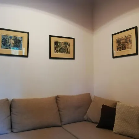 Karadi-Berger Vendeghaz Apartment Erdobenye Exterior photo