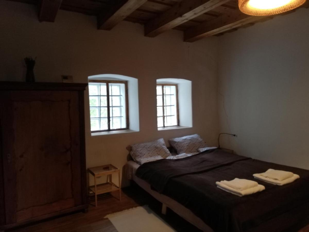 Karadi-berger Vendeghaz Apartment Erdobenye